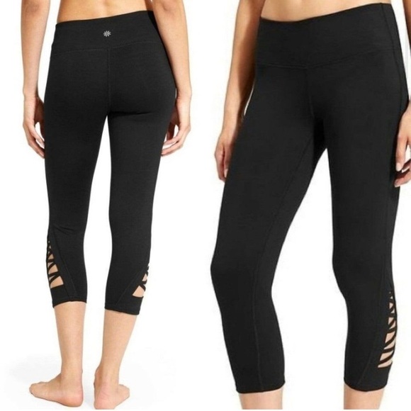 Athleta Black Chaturanga Criss Cross Capri Size Medium - Picture 1 of 8